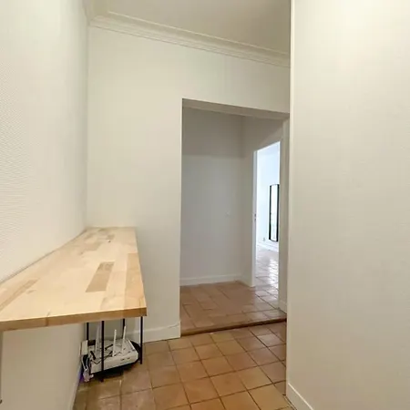 Flexliving - Whole Flat - Echiquier Lägenhet
