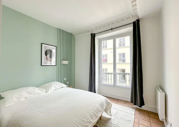 Flexliving - Whole Flat - Echiquier Apartament