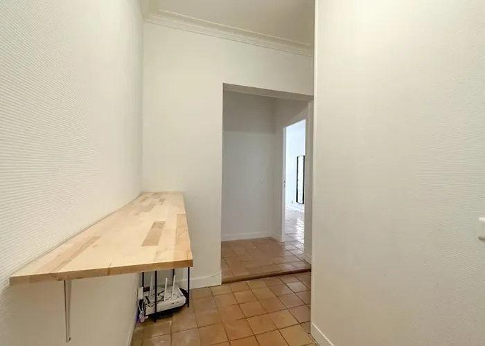 Flexliving - Whole Flat - Echiquier Apartament