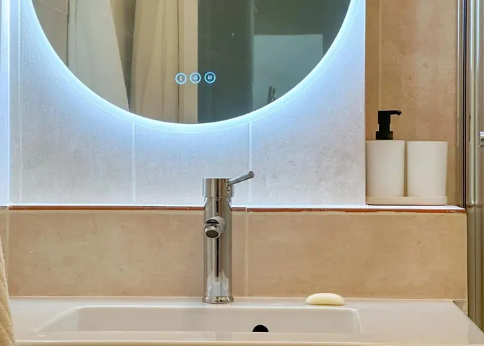 Flexliving - Whole Flat - Echiquier Paris